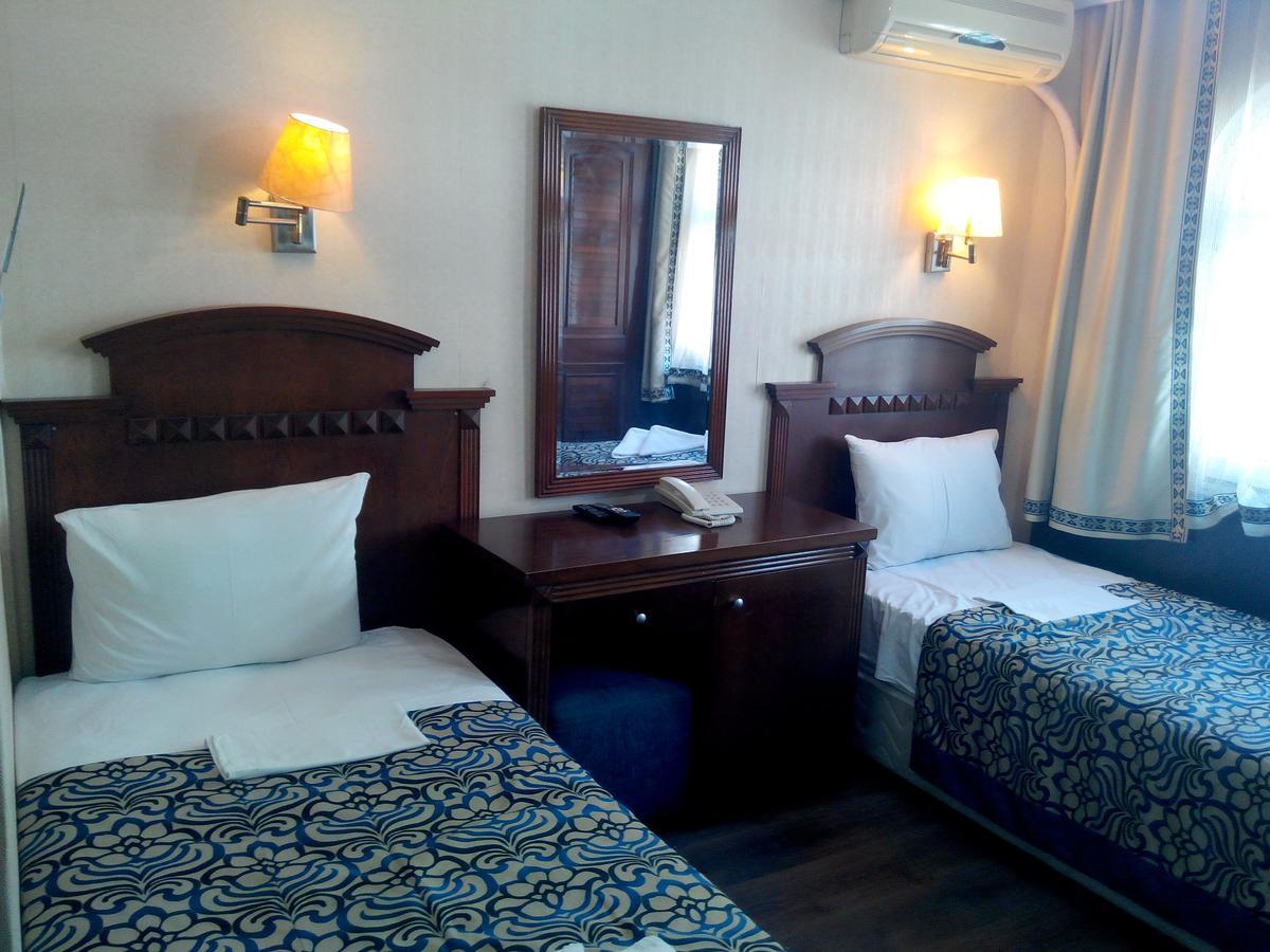 Otel Red Rose